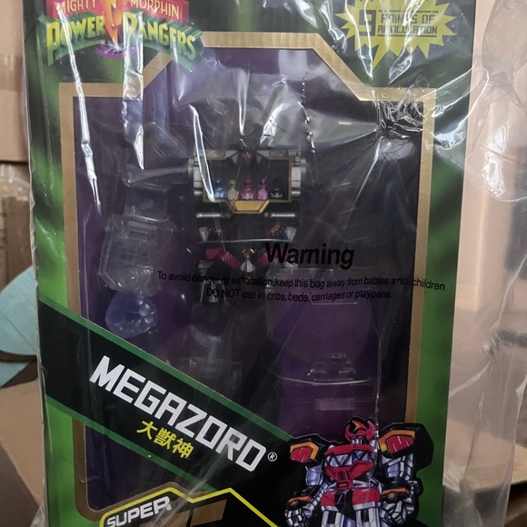 Mighty Morphin Power Rangers Super Cyborg Megazord (Clear) - Picture 2 of 9